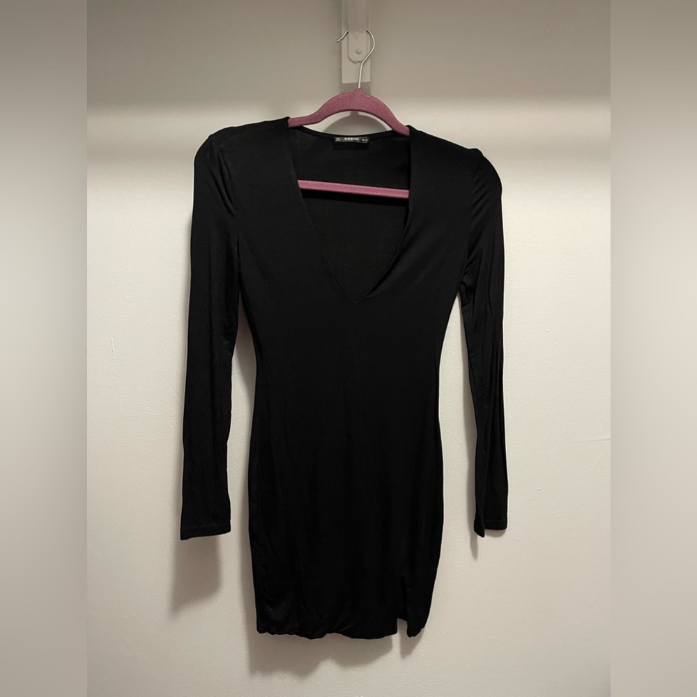 Plunge black mini bodycon dress